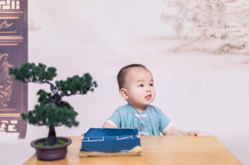 宜昌三个月宝宝抬头不稳 宜昌三个月宝宝抬头不稳